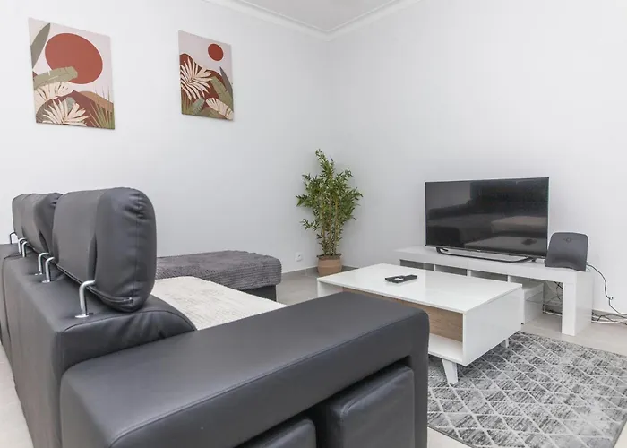 C09 - 3 Bed