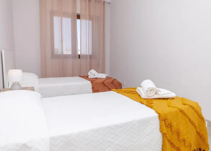 C09 - 3 Bed
