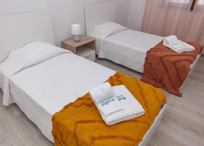 Apartamento C09 - 3 Bed *