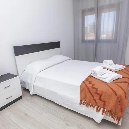 C09 - 3 Bed Appartement